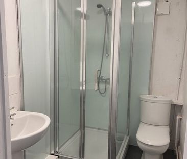 Room in a Shared House, Cranbury Avenue, SO14 - Photo 3