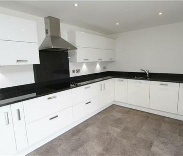 Cobalt Quarter, Ocean Village - Photo 2