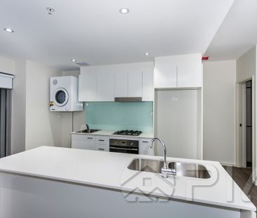 2 BEDROOMS, Stylish and Modern Apartment in the Heart of Parramatta - Photo 4