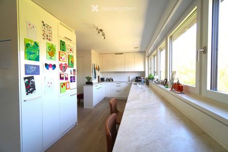 Schöne und grosszügige 4.5 Zimmer Wohnung mit viel Wohnkomfort - Photo 3