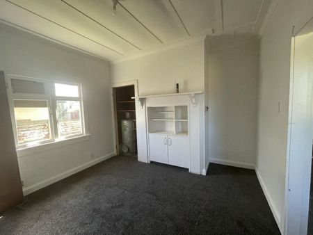 Home in the heart of Gonville - Photo 3