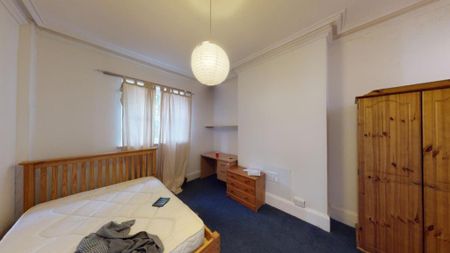 7 bedroom semi-detached house to rent - Photo 3