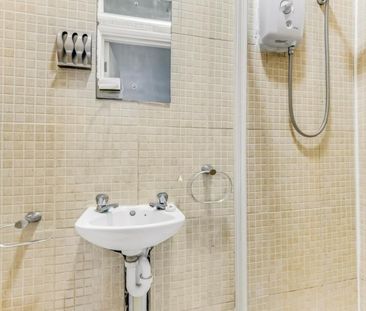 Studio Flat To Let - Photo 1