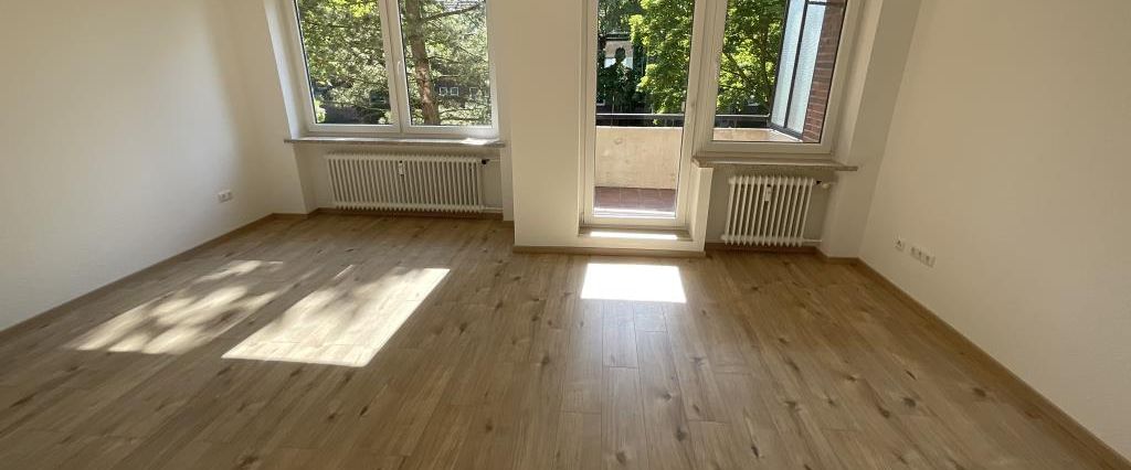 Renovierte 3-ZKB-Balkonwohnung im Europaviertel zu vermieten! - Foto 1