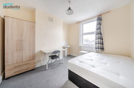 5 bedroom terraced house to rent - Photo 5