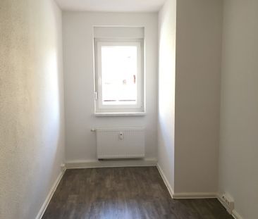 Perfekt für Ihre Familie! Barrierefreie 4-Raum-Wohnung in Debschwitz - Photo 2