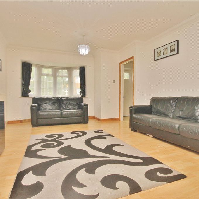 Hawksway, Staines-upon-Thames, Surrey, TW18 4RY - Photo 1