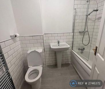 3 bedroom terraced house to rent - Photo 2