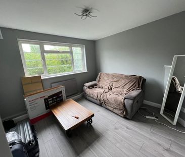 2 Bed Flat, College Road, HA3 - Photo 6