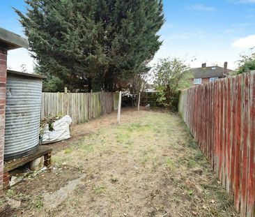 Flat to rent on - Photo 6