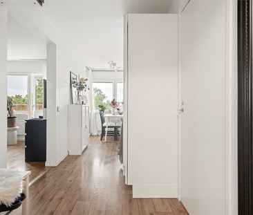 Bergavägen, Åkersberga - Photo 1