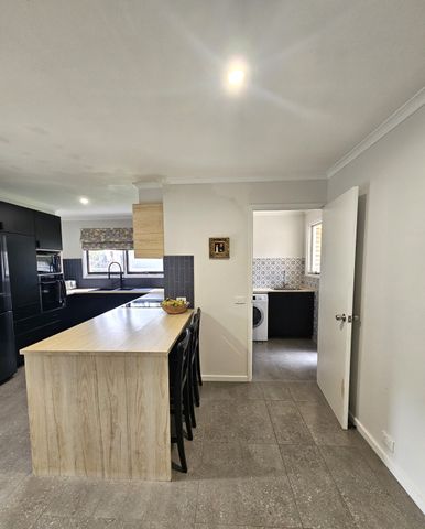 Updated Family Home In A Quiet Location! - Photo 3