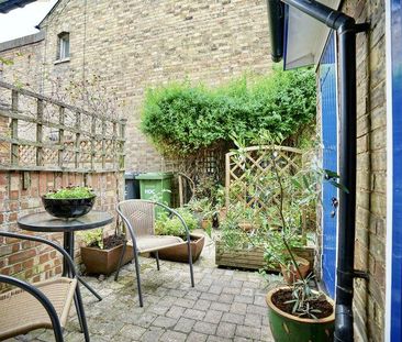 2 bedroom terraced house to rent - Photo 3