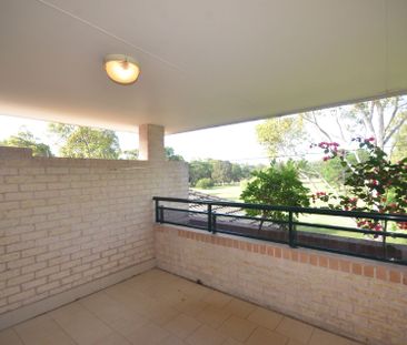 Oversized 3 Bedroom Unit!! - Photo 6