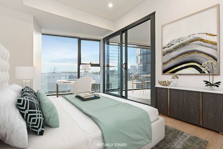 Harbour-front Lifestyle Living In The Award-winning Designer Complex - Photo 3