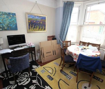 York Road, Byfleet, Surrey, KT14 - Photo 6