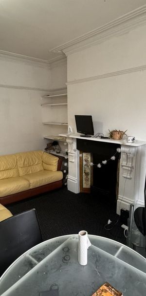 6 Bedroom Student Properties - Photo 1