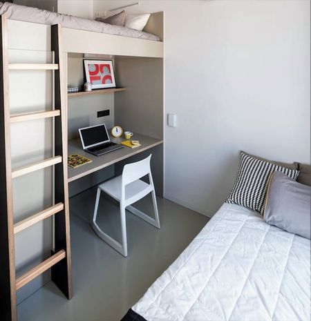 Avinguda dEduard Maristany, Sant Adrià de Besòs, Catalonia 08930 - Photo 2