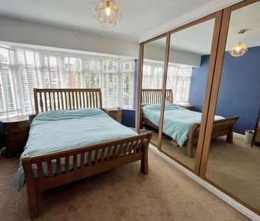 Alder Hill Grove, Leeds, LS7 - Photo 5