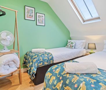 2 Bed Maisonette, The Auction Rooms, BN1 - Photo 3