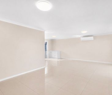 Modern 3 Bedda with Ensuite! - Photo 6