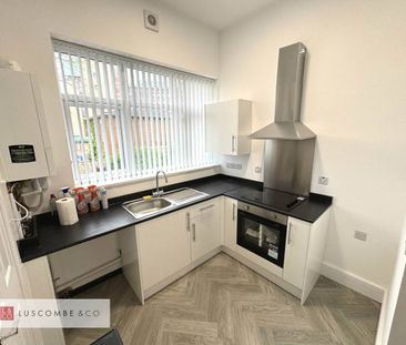 Clytha Square - Photo 4