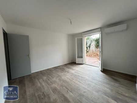 Location Appartement 2 pièces 31m² POITIERS 86000 - Photo 3