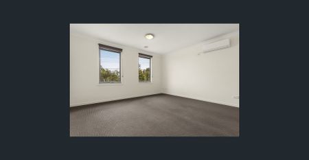 Spacious Family Home in Prime Location - Photo 3