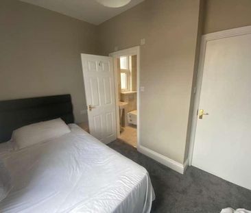 Feversham Crescent, Room Three, YO31 - Photo 1