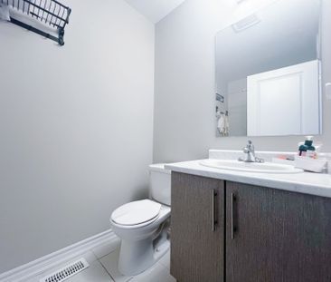 For Lease - 68 Chicago Lane, Markham, Ontario - Photo 4