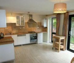 1 bedroom in a house share to rent - Photo 6