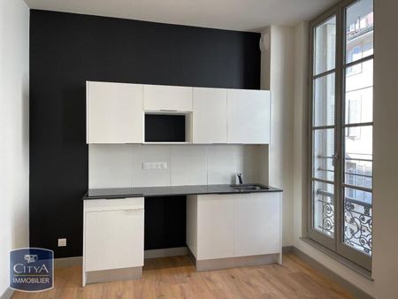 Location Appartement 3 pièces 58m² MARSEILLE 1er - Photo 2