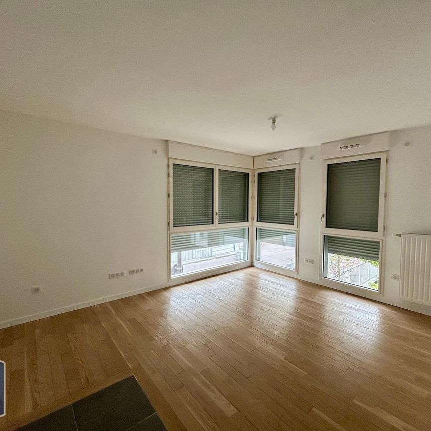 Location Appartement 2 pièces 43m² RUEIL MALMAISON 92500 - Photo 1