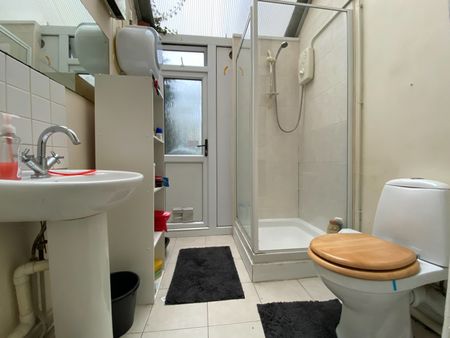 Colum Road, Cathays - Photo 5