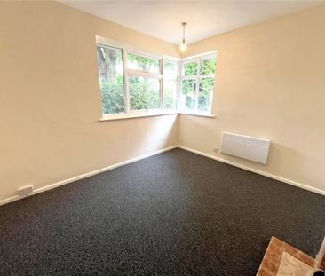 Park Drive, Ilkeston, Derbyshire, DE7 - Photo 1