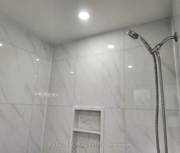 2143 Linby Street #UPPER - Photo 4