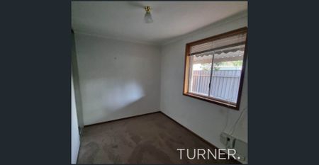 Tidy unit close to Tea Tree Plaza - Photo 2