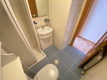 Calle de Graena, Madrid, Community of Madrid 28041 - Photo 5