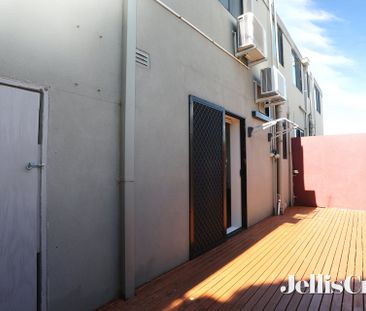 2/3 South Daly Street, Brunswick West - Photo 6