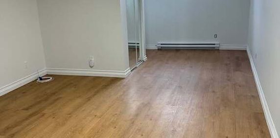 Appartement 2 Chambres – Chauffé/éclairé - Photo 2