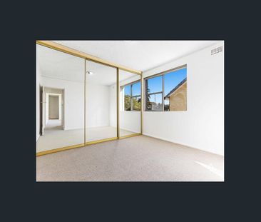 Everything at your doorstep - Photo 2