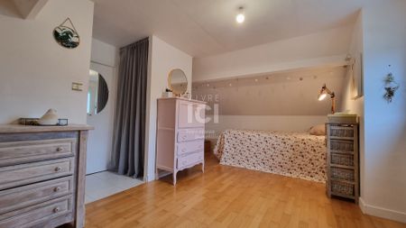A Louer Maison Sautron 7 Pièce(s) 114m² - Hyper Bourg Avec Jardin Clos - Photo 2