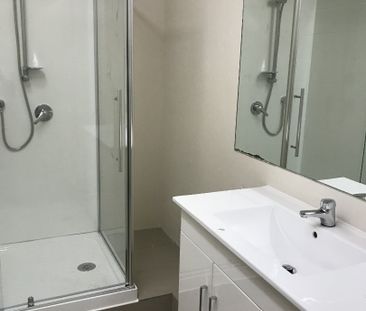 Character 3-level property in CBD - Photo 6