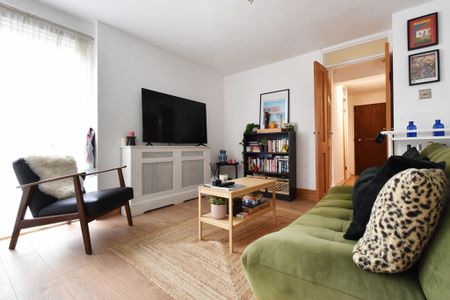 1 bedroom flat to rent - Photo 5