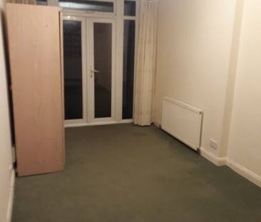 Room in a Shared House, Harrow, HA3 - Photo 6