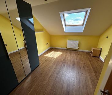 2 bedroom apartment to rent - Photo 4