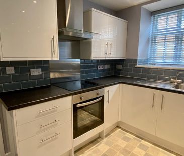 2 bedroom apartment to rent - Photo 3