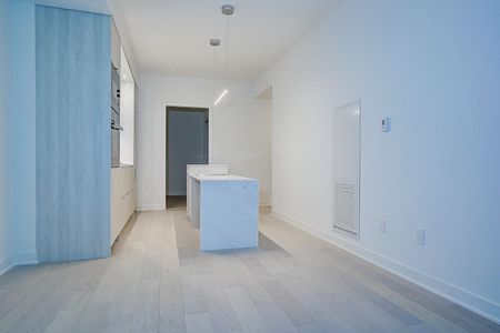 For Lease - 11 Yorkville Avenue Unit# 1607, Toronto, Ontario - Photo 2