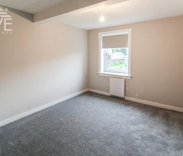 2 bedroom ground floor flat to rent - Photo 4