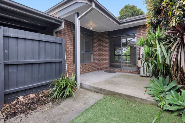 1/177 Purinuan Road, Reservoir VIC 3073 - Photo 1